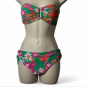 Bold Floral  Bikini‎